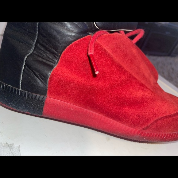 Beautiful red n black Madison Margiela shoes - Picture 3 of 4